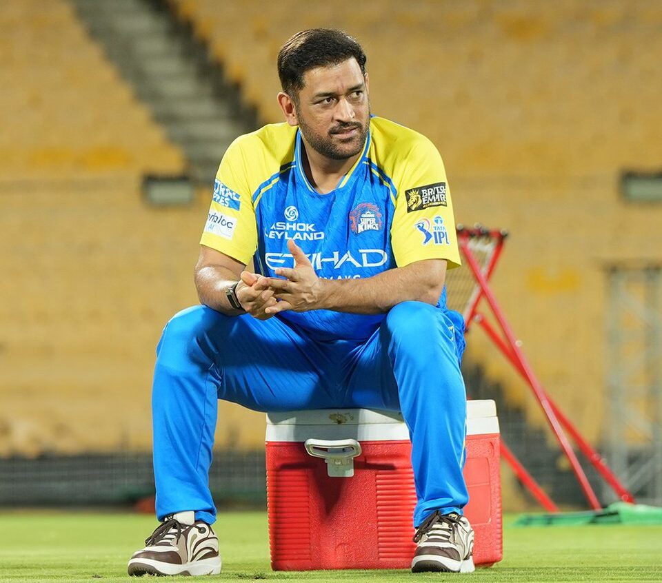 IPL 2026 से पहले CSK को बड़ा झटका: एमएस धोनी दो हफ्ते बाहर, शुरुआती मैच मिस करेंगे IPL 2026 से पहले CSK को बड़ा झटका: एमएस धोनी दो हफ्ते बाहर, शुरुआती मैच मिस करेंगे