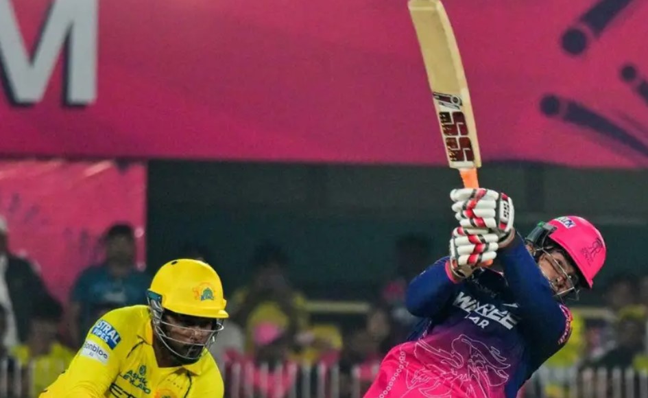 15 साल का तूफ़ान: वैभव सूर्यवंशी का धमाका, 15 गेंदों में फिफ्टी से IPL हिला 15 साल का तूफ़ान: वैभव सूर्यवंशी का धमाका, 15 गेंदों में फिफ्टी से IPL हिला