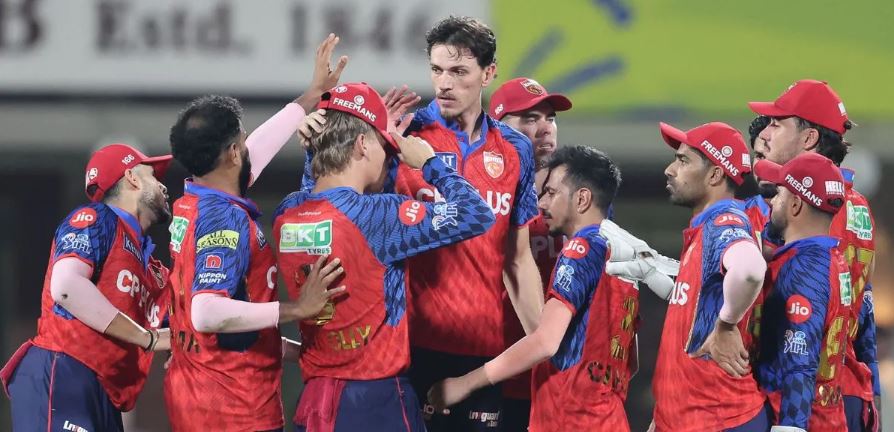 चेपॉक में CSK की फिर हार: श्रेयस अय्यर और प्रियांश आर्या का तूफान, पंजाब किंग्स ने 5 विकेट से रौंदा चेपॉक में CSK की फिर हार: श्रेयस अय्यर और प्रियांश आर्या का तूफान, पंजाब किंग्स ने 5 विकेट से रौंदा