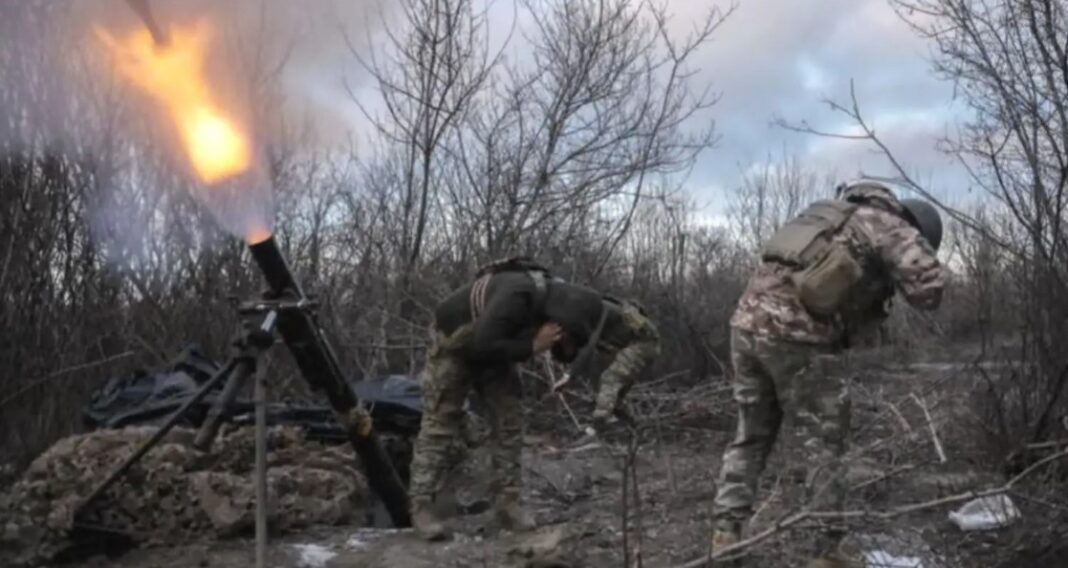 रूस पर यूक्रेन का पलटवार तेज: मार्च 2026 में 334 वर्ग किमी इलाका वापस, ड्रोन युद्ध बना गेमचेंजर रूस पर यूक्रेन का पलटवार तेज: मार्च 2026 में 334 वर्ग किमी इलाका वापस, ड्रोन युद्ध बना गेमचेंजर