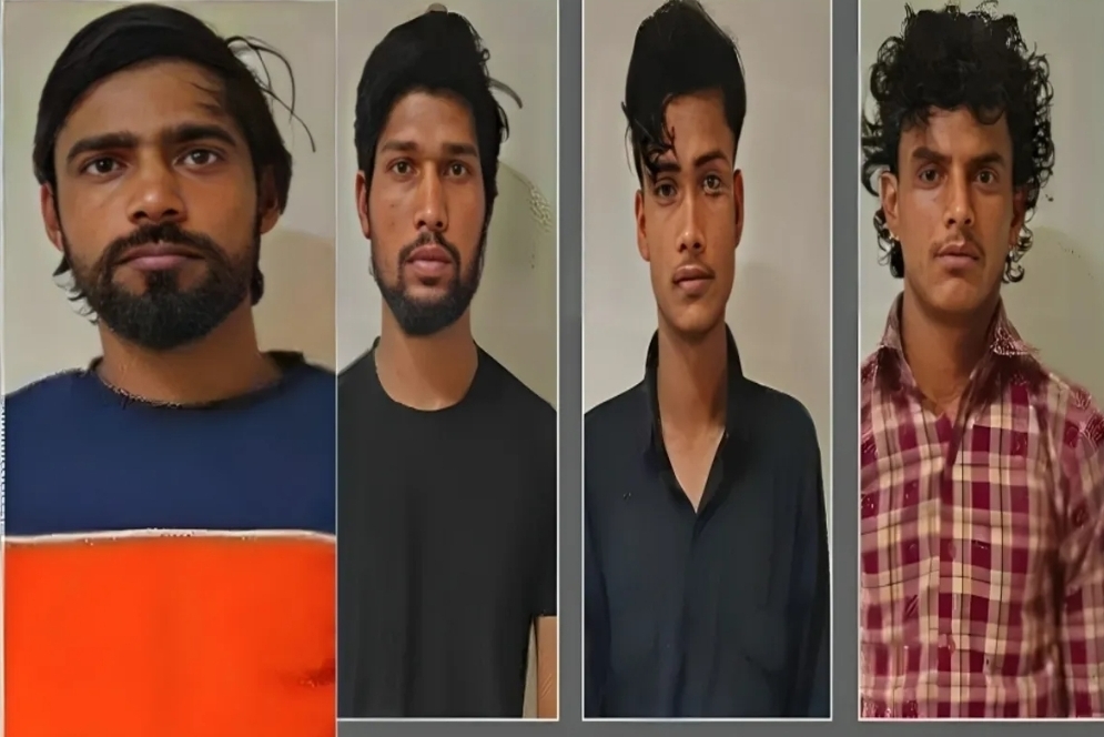 लखनऊ में आतंकी साजिश बेनकाब: पाकिस्तान से जुड़े 4 संदिग्ध गिरफ्तार, रेलवे सिस्टम को निशाना बनाने की थी प्लानिंग लखनऊ में आतंकी साजिश बेनकाब: पाकिस्तान से जुड़े 4 संदिग्ध गिरफ्तार, रेलवे सिस्टम को निशाना बनाने की थी प्लानिंग