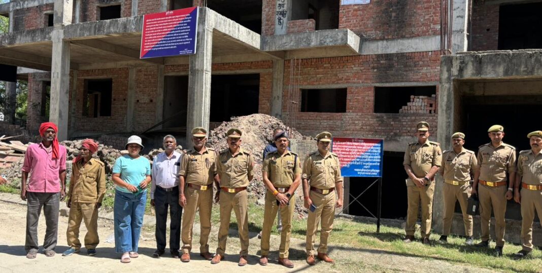 लखनऊ में ‘प्रॉपर्टी माफिया’ पर बड़ा प्रहार: गैंगस्टर एक्ट में 5.78 करोड़ की संपत्ति कुर्क लखनऊ में ‘प्रॉपर्टी माफिया’ पर बड़ा प्रहार: गैंगस्टर एक्ट में 5.78 करोड़ की संपत्ति कुर्क