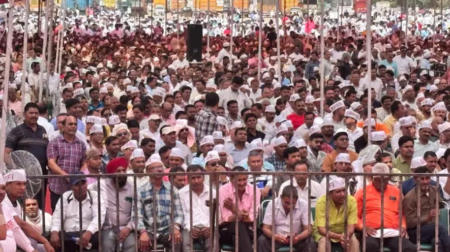 58 की उम्र में फिर एग्जाम या नौकरी खत्म! सुप्रीम कोर्ट के आदेश से 20 लाख शिक्षकों में हड़कंप 58 की उम्र में फिर एग्जाम या नौकरी खत्म! सुप्रीम कोर्ट के आदेश से 20 लाख शिक्षकों में हड़कंप