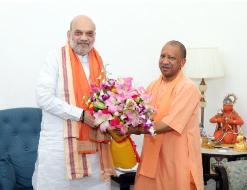 CM योगी की दिल्ली में अहम बैठक: अमित शाह से मुलाकात, कैबिनेट में विभाग बंटवारे पर मंथन CM योगी की दिल्ली में अहम बैठक: अमित शाह से मुलाकात, कैबिनेट में विभाग बंटवारे पर मंथन