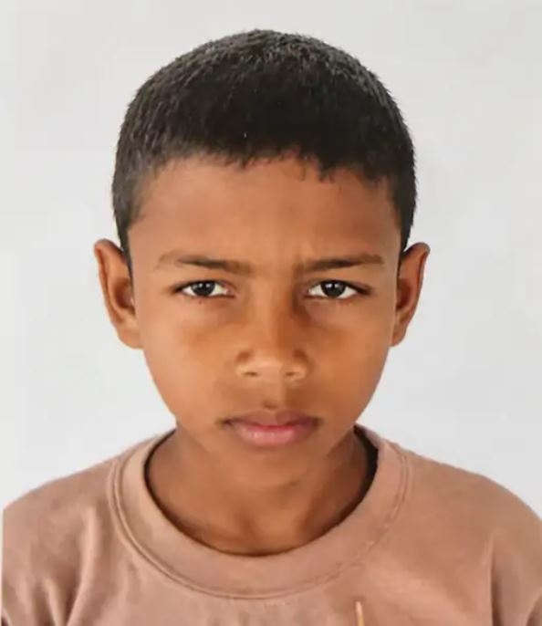 बहराइच में दिल दहला देने वाला हादसा: 12 साल के सुनील को मगरमच्छ ने जिंदा खींचा, चाचा 7 मिनट तक बचाने की कोशिश करते रहे बहराइच में दिल दहला देने वाला हादसा: 12 साल के सुनील को मगरमच्छ ने जिंदा खींचा, चाचा 7 मिनट तक बचाने की कोशिश करते रहे