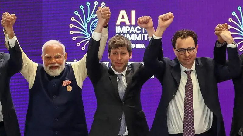 AI Stocks में बड़ी गिरावट, SK Hynix से SoftBank तक टूटे शेयर; Sam Altman की चेतावनी से बढ़ी चिंता AI Stocks में बड़ी गिरावट, SK Hynix से SoftBank तक टूटे शेयर; Sam Altman की चेतावनी से बढ़ी चिंता